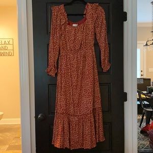 Pink blush maternity dress size small. Worn once